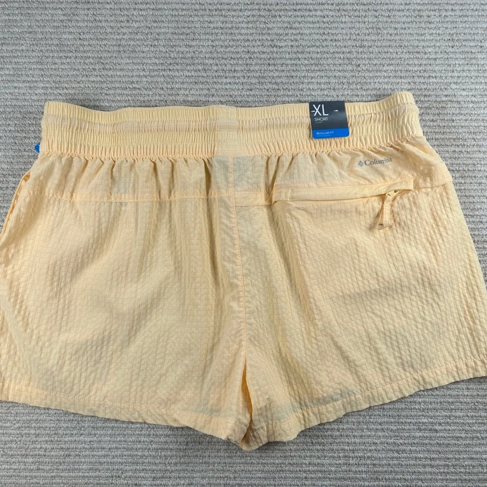 Columbia Boundless Trek Active Shorts Womens XL Yellow‎ Gorpcore Hiking NWT